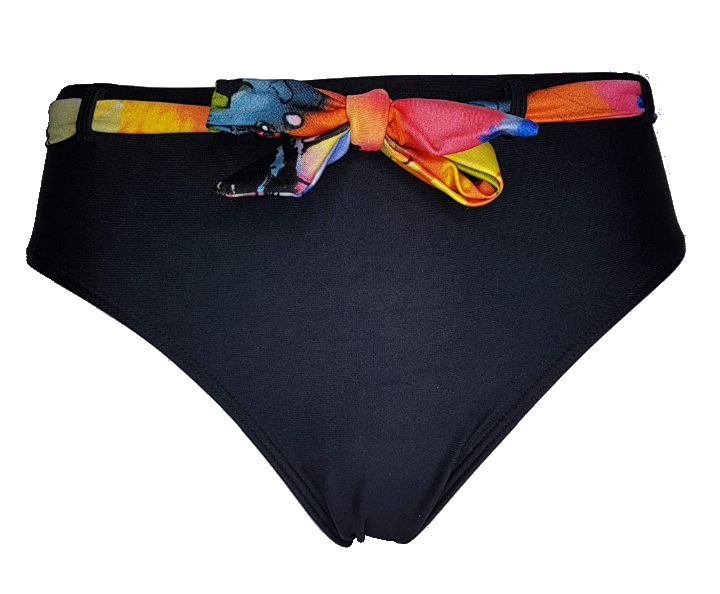 black high-waisted bikini bottom with a strechy floral belt, bragas negra de traje de baño. bikinn.com