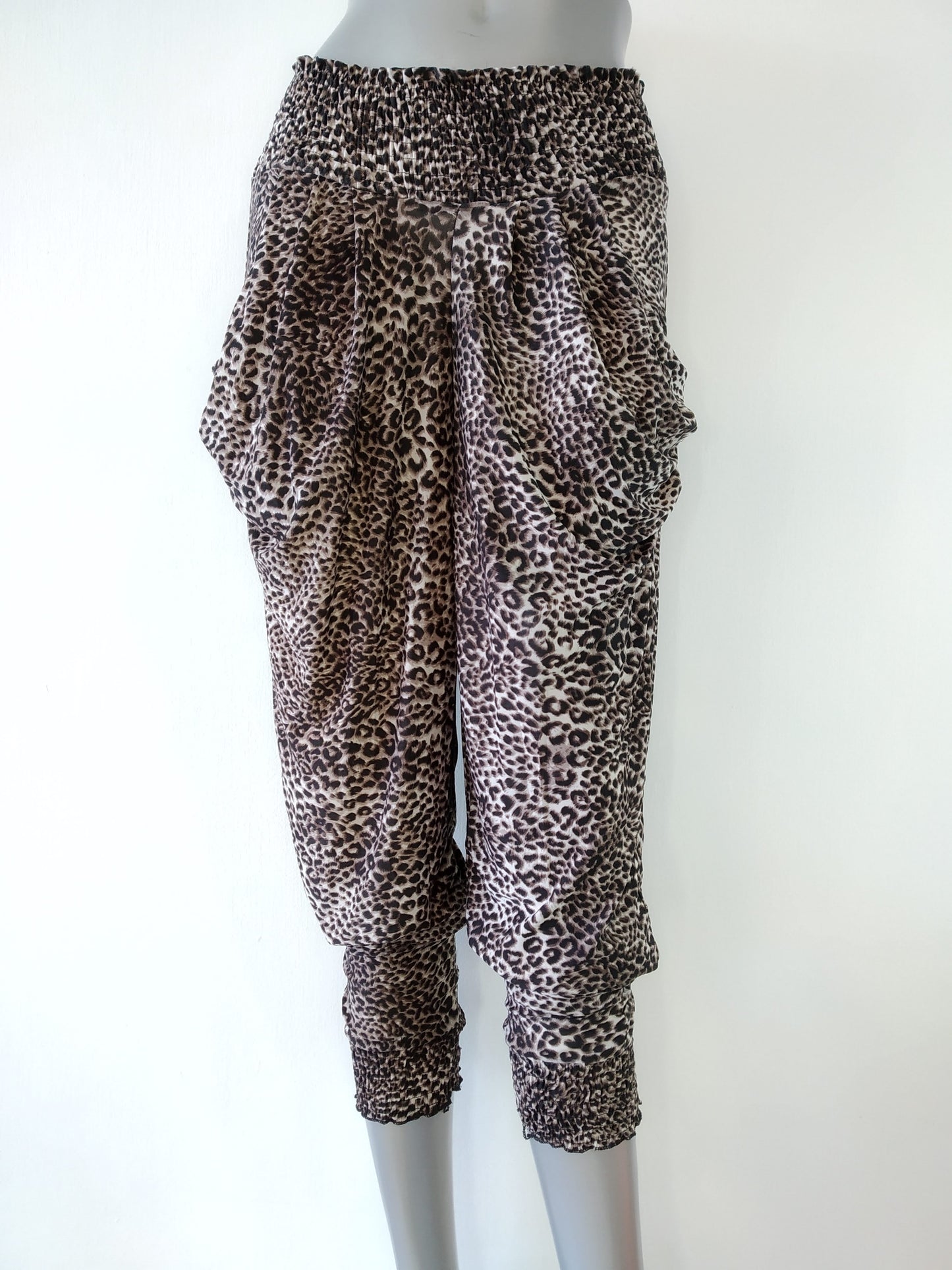 Harem pants animal print Sporty Summer WIDE Leg Stretchy casual Sarwall One-Size Pantalón sarwal con animal print, Bikinn.com