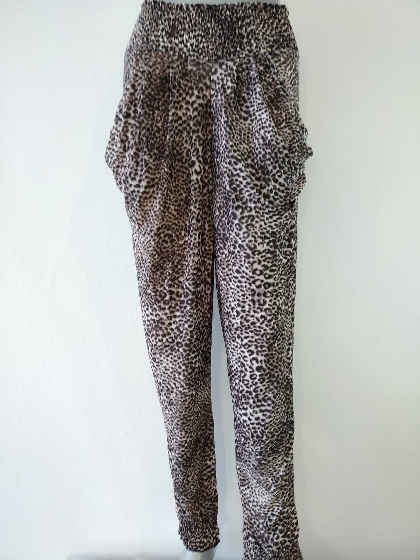 Harem pants animal print Sporty Summer WIDE Leg Stretchy casual Sarwall One-Size Pantalón sarwal con animal print, Bikinn.com