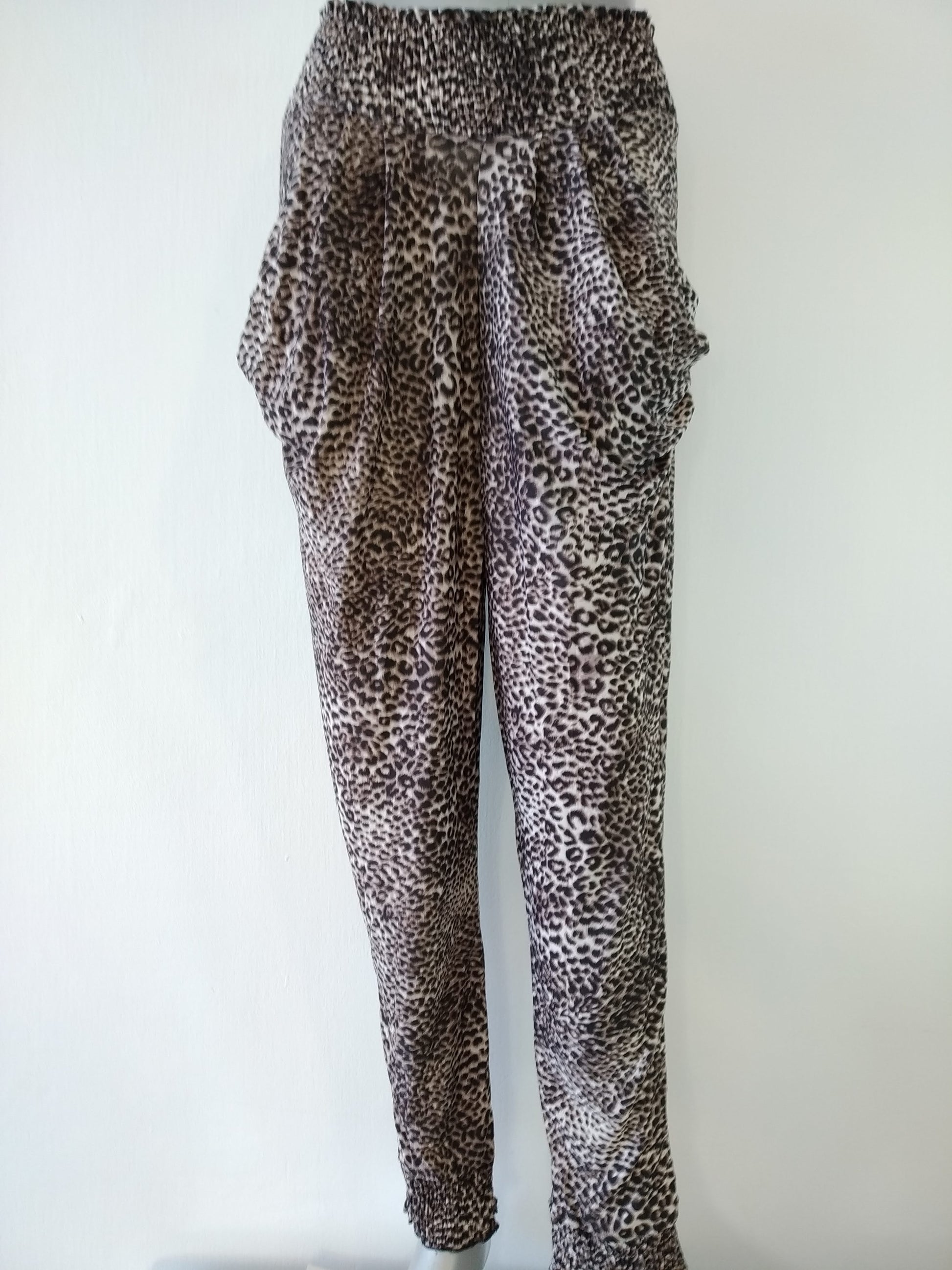 Harem pants animal print Sporty Summer WIDE Leg Stretchy casual Sarwall One-Size Pantalón sarwal con animal print, Bikinn.com