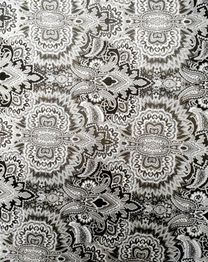 Maxi sarong in stretch lycra veil with floral mosaic print Black / White. Bikinn.com