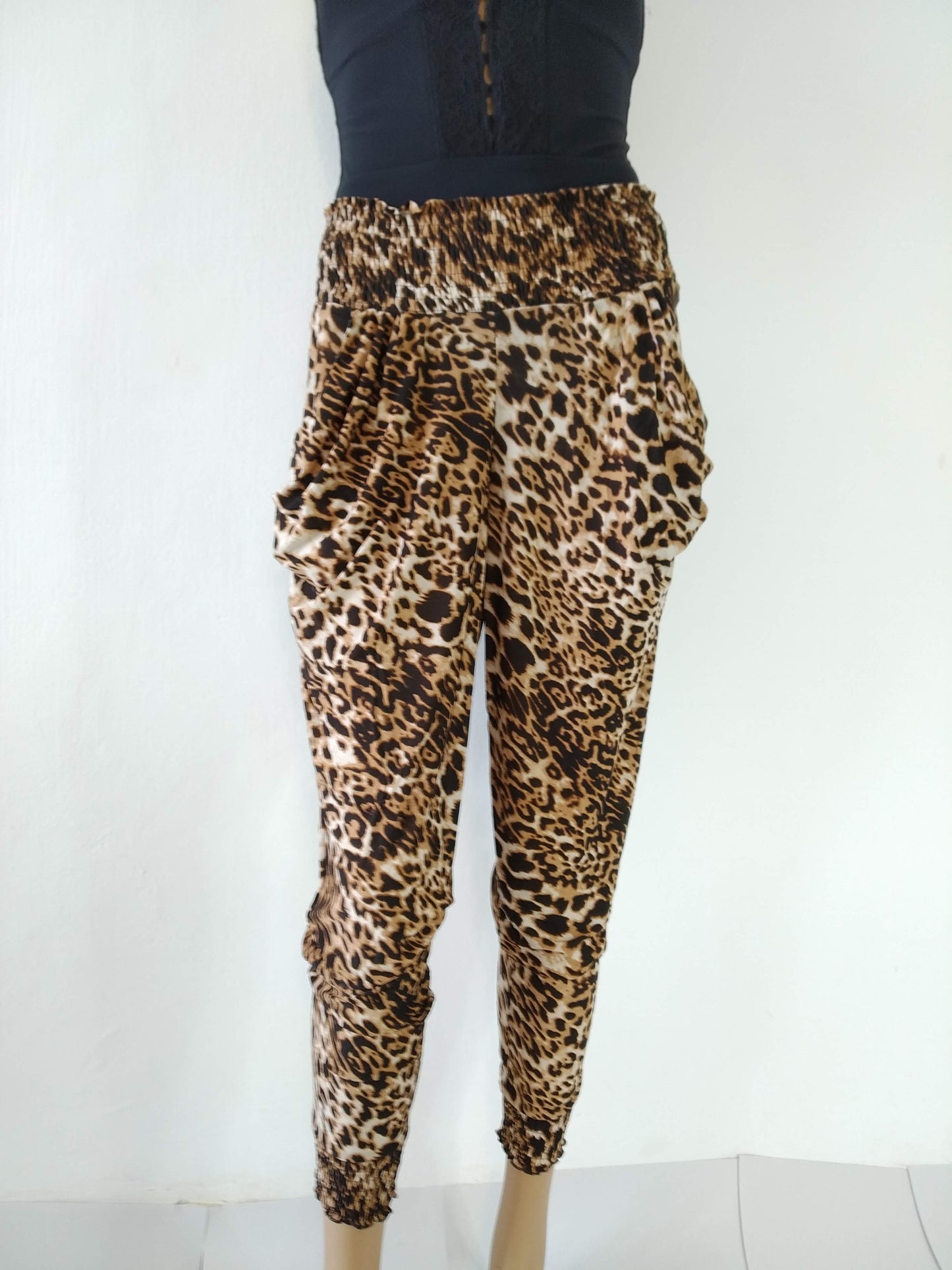 Harem pants animal print Sporty Summer WIDE Leg Stretchy casual Sarwall One-Size Pantalón sarwal con animal print, Bikinn.com