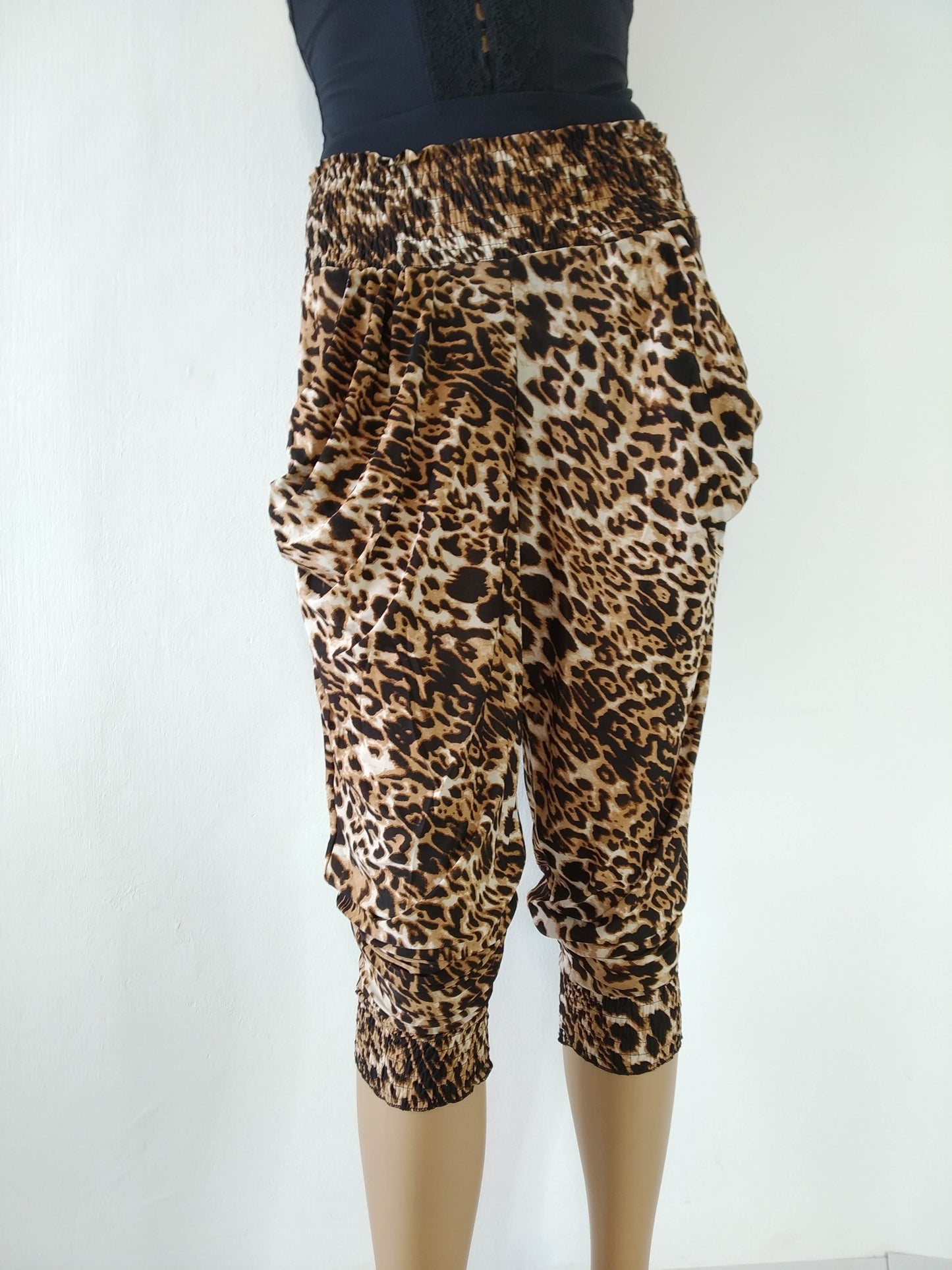 Harem pants animal print Sporty Summer WIDE Leg Stretchy casual Sarwall One-Size Pantalón sarwal con animal print, Bikinn.com