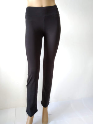 Great high waist black cotton leggings! The cut is a straight tube up to the ankle. The waist is high, adjusted by a double waistband, with no compressing elastic inside.