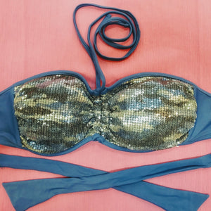 pic of blue bling-bling strapless bikini bandeau bra, slightly  padded,gathered at will in the middle of the breast. bikinn.com 