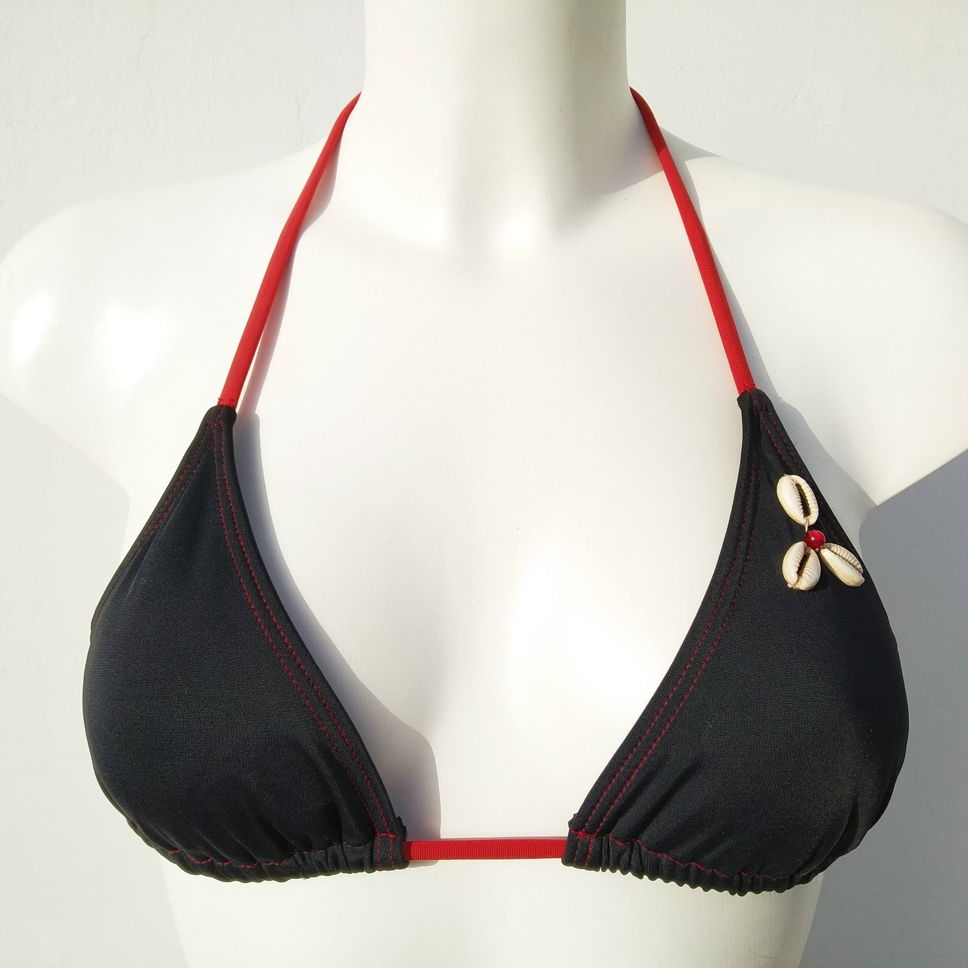 Black Triangular Bikini Bra Seashell Decoration, is part of the mix and match "black + shell" collection. bikinn.com