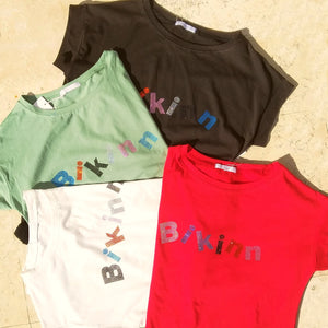  short sleeves cotton-lycra T-shirt, multicolor rhinestones crystals printed logo. Bling-bling fashion. bikinn.com